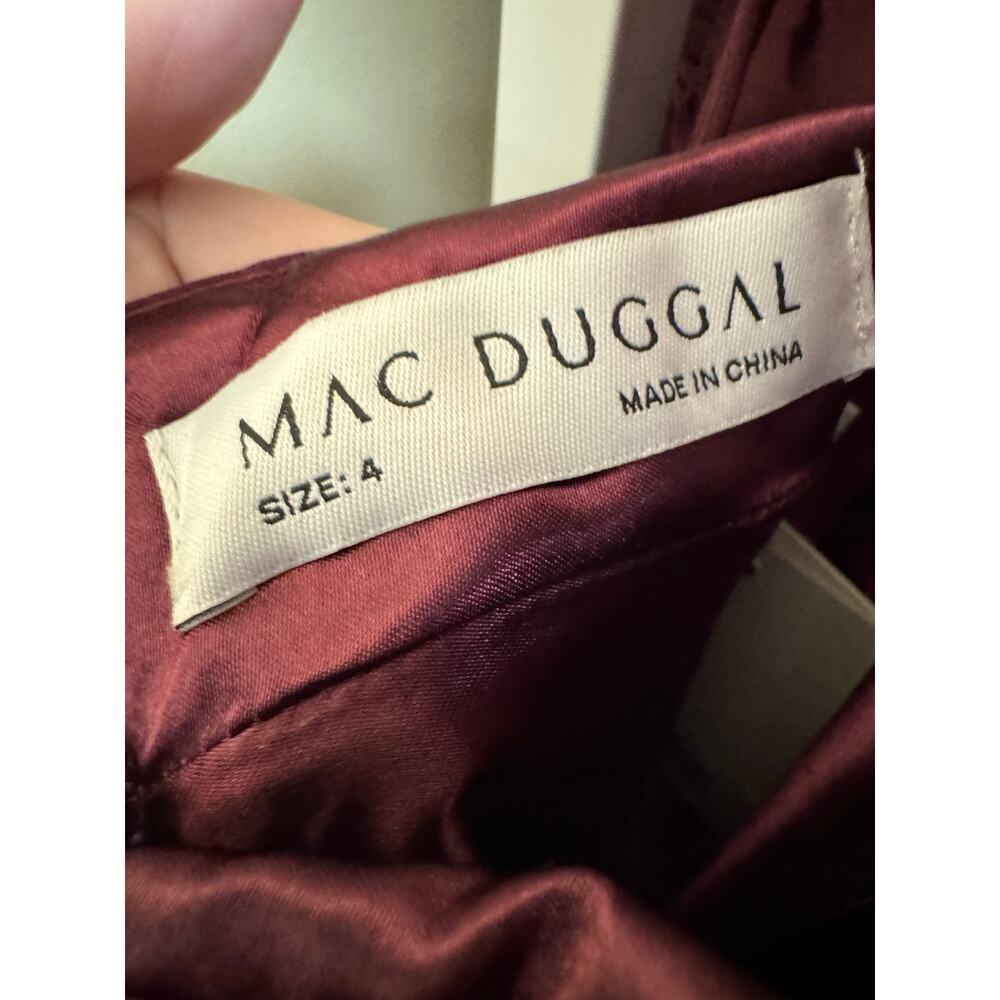 Mac Duggal NWT Pleated Cut Out Long Sleeve Lace Up Tiered Gown in Plum Size 4 - Picture 6 of 8